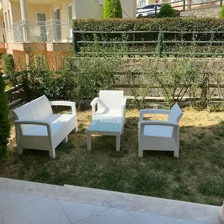 Golf Tesisinde Havuzlu, Aqua Parkli Tatil..eagle47